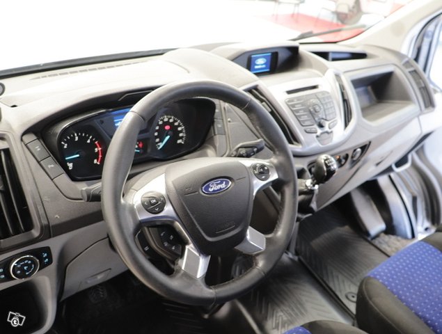 Ford Transit 10