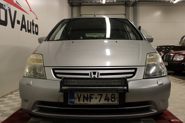 Honda Stream 3