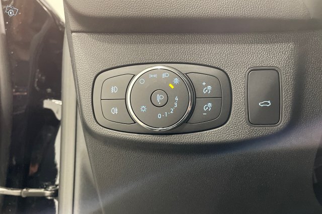 Ford Focus 16