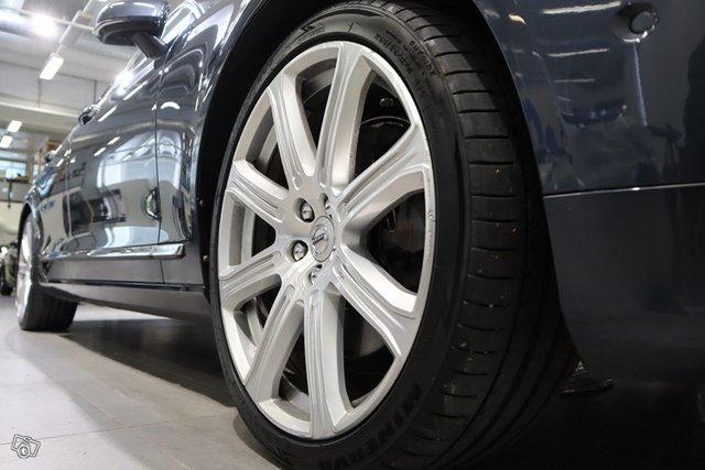 Volvo V90 6