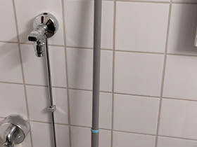 Teleskooppi varsi ja lattialasta, Kylpyhuoneet, WC:t ja saunat, Rakennustarvikkeet ja työkalut, Rovaniemi, Tori.fi Teleskooppi varsi ja lattialasta, Kylpyhuoneet, WC:t ja saunat, Rakennustarvikkeet ja työkalut, Rovaniemi, Tori.fi