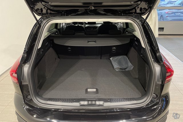 Ford Focus 10