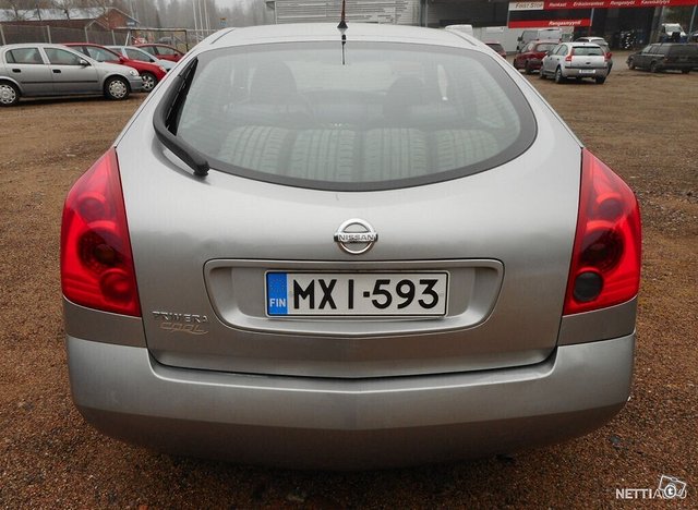 Nissan Primera 6