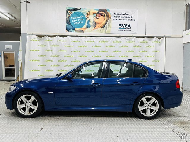 BMW 330 2
