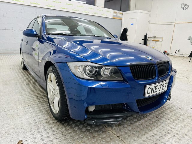 BMW 330 24