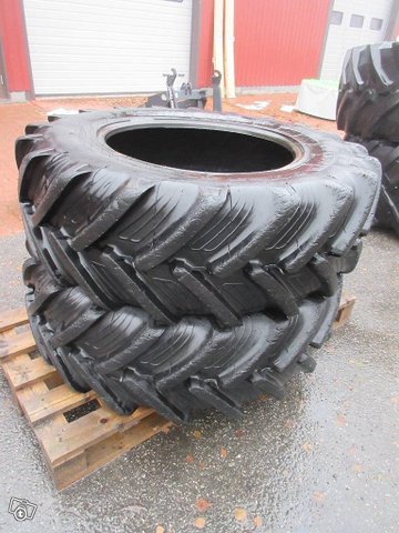 Taurus 420/70R28 renkaat, kuva 1