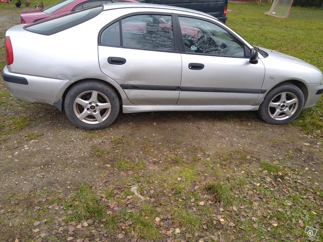 Mitsubishi Carisma, kuva 1