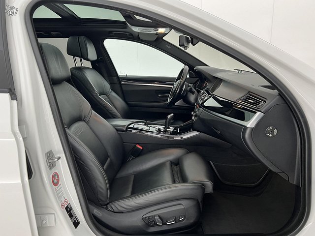 BMW M550d 16