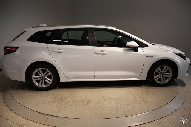 Toyota Corolla 4