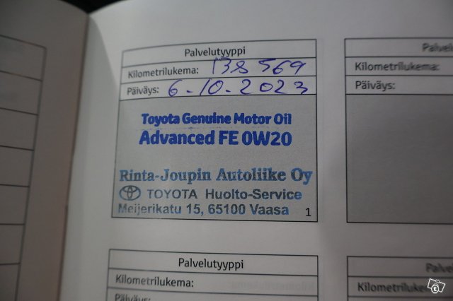 Toyota Corolla 23