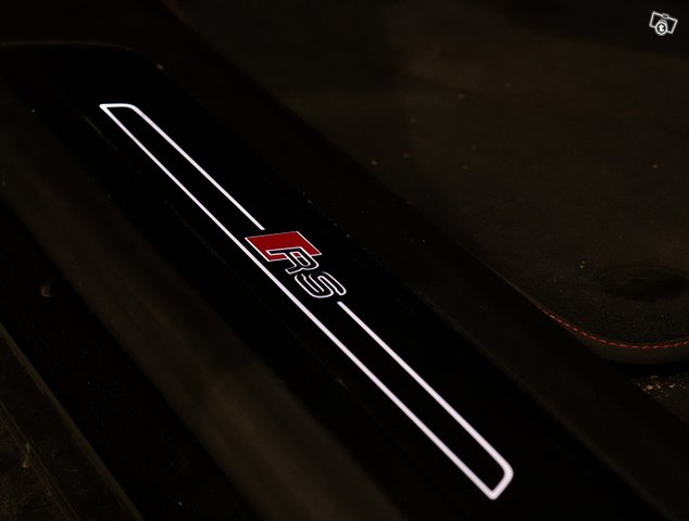 Audi E-tron GT RS 12