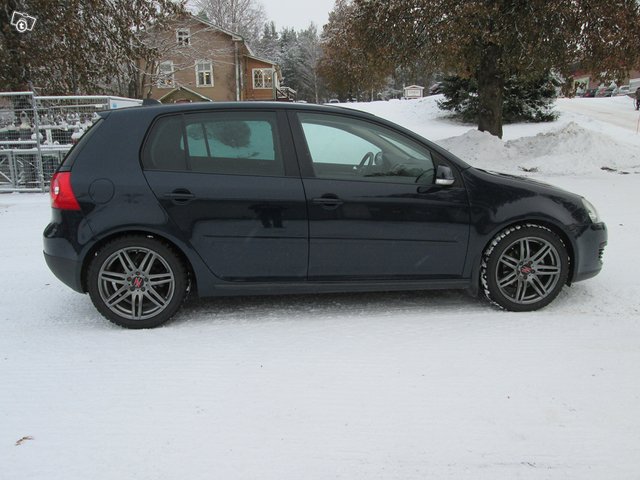 Volkswagen Golf 18