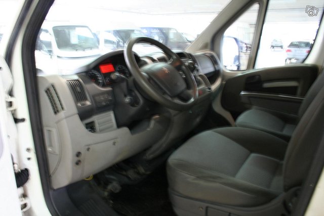 Peugeot Boxer 11