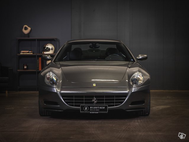 Ferrari 612 4