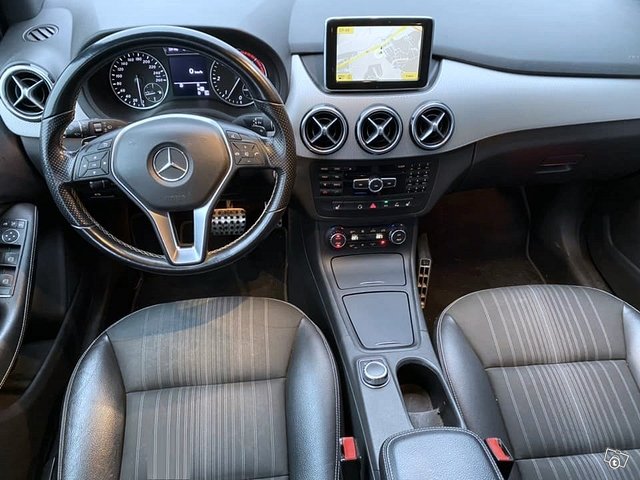 Mercedes-Benz B-sarja 7