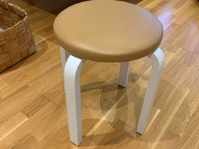Artek E60 jakkara, Pöydät ja tuolit, Sisustus ja huonekalut, Lahti, Tori.fi Artek E60 jakkara, Pöydät ja tuolit, Sisustus ja huonekalut, Lahti, Tori.fi