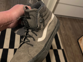 Vans talvitennarit 35, Lastenvaatteet ja kengät, Seinäjoki, Tori.fi Vans talvitennarit 35, Lastenvaatteet ja kengät, Seinäjoki, Tori.fi