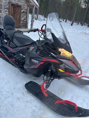 Lynx commander 900, kuva 1