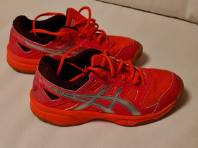Asics sisäpelikengät 35,5, Lastenvaatteet ja kengät, Alavus, Tori.fi Asics sisäpelikengät 35,5, Lastenvaatteet ja kengät, Alavus, Tori.fi