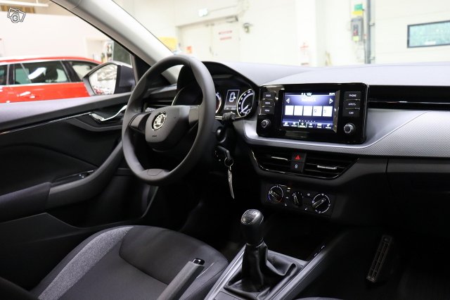 Skoda Scala 12