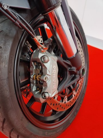 Ducati XDiavel 9