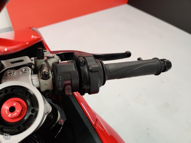 DUCATI 1299 16