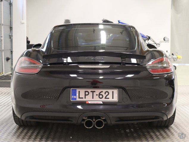 Porsche Cayman 5