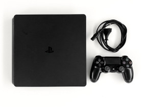 Playstation 4 - (PS4) - (+löytyy paljon pelejä), Pelikonsolit ja pelaaminen, Viihde-elektroniikka, Oulu, Tori.fi