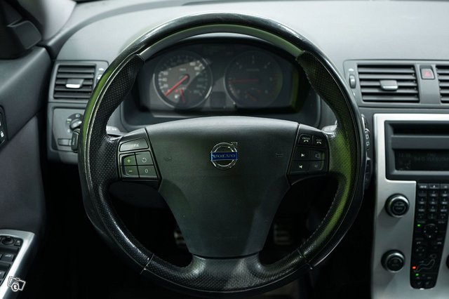 Volvo V50 18
