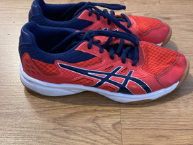 Sisäpelikengät Asics koko 37,5, Juoksu ja lenkkeily, Urheilu ja ulkoilu, Kankaanpää, Tori.fi Sisäpelikengät Asics koko 37,5, Juoksu ja lenkkeily, Urheilu ja ulkoilu, Kankaanpää, Tori.fi