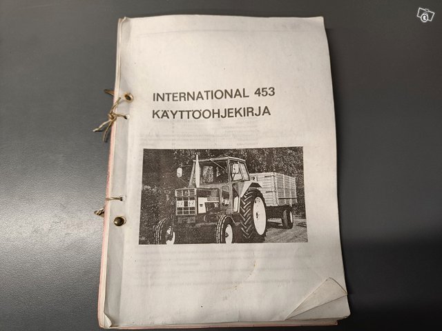 International 453 traktorin ohjekirja 1