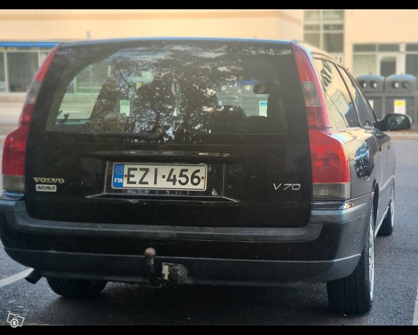 Volvo V70 2