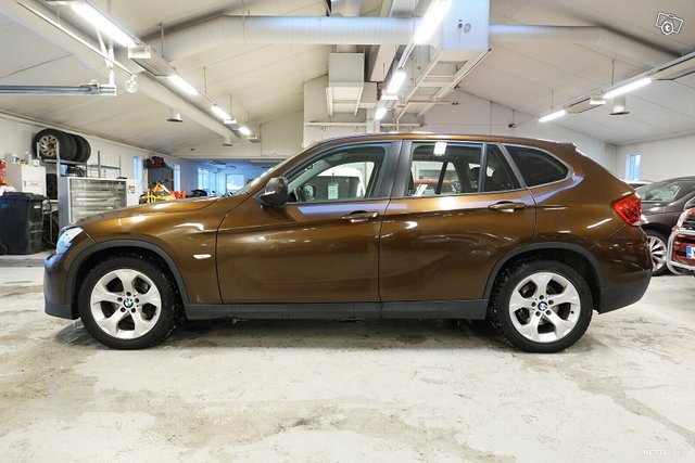 BMW X1 6