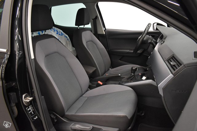 Seat Arona 15