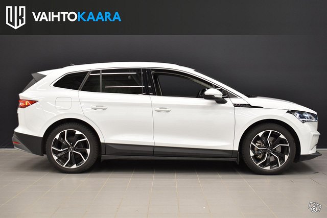Skoda Enyaq 9