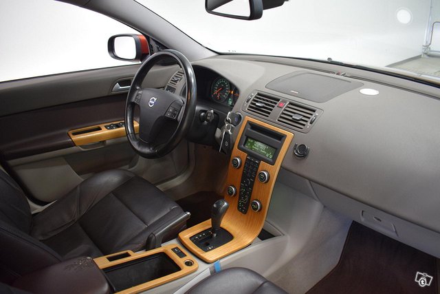 Volvo V50 17