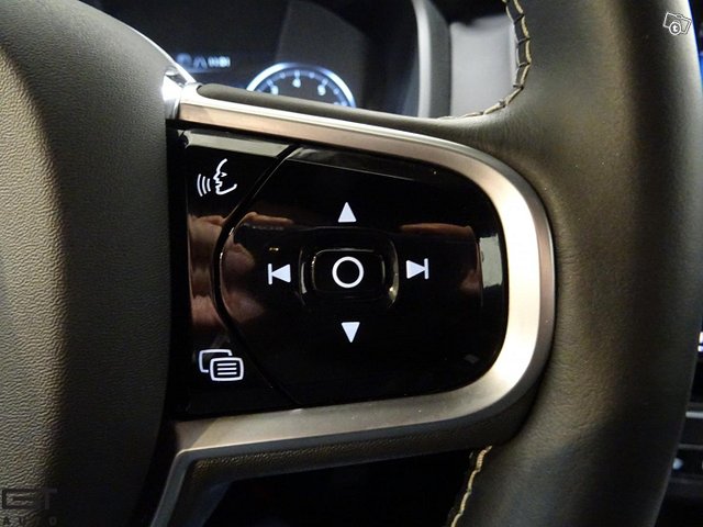 Volvo V90 22