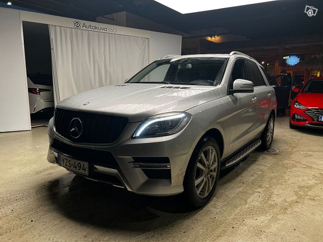 Mercedes-Benz ML, kuva 1