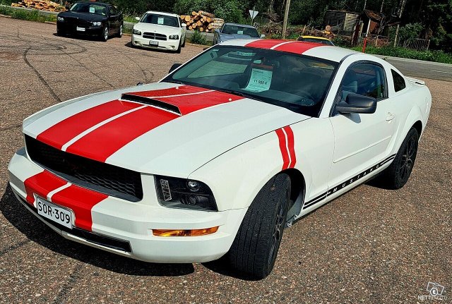 Ford Mustang 3