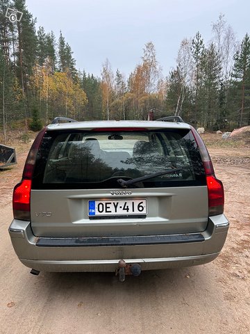 Volvo V70 4