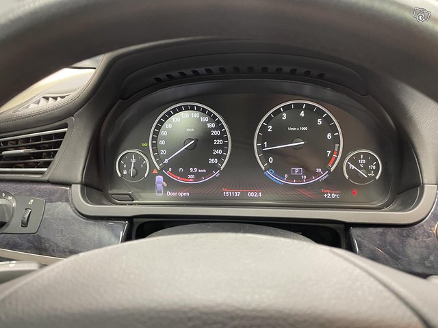 BMW 750 11
