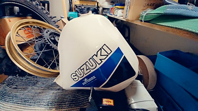 Suzuki DR 600S 13