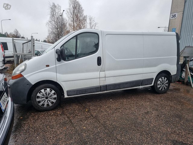 Renault Trafic 5