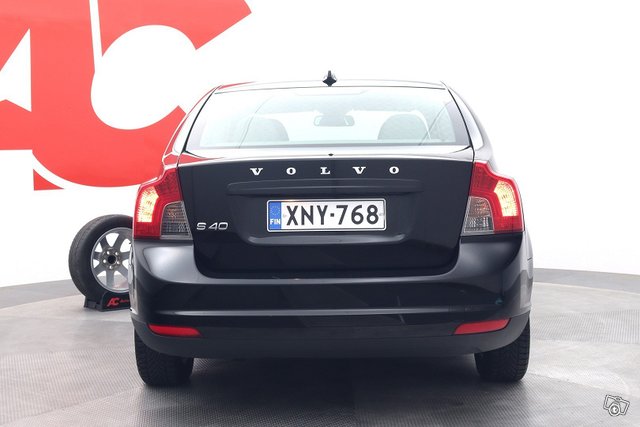 Volvo S40 4