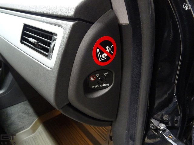 Volvo V70 24