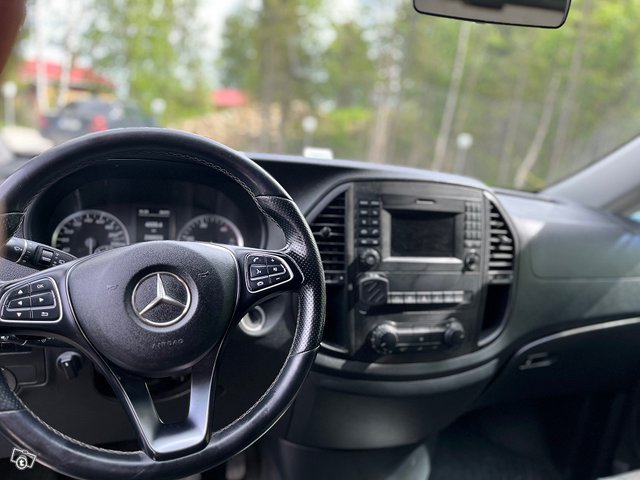 Mercedes-Benz Vito 5