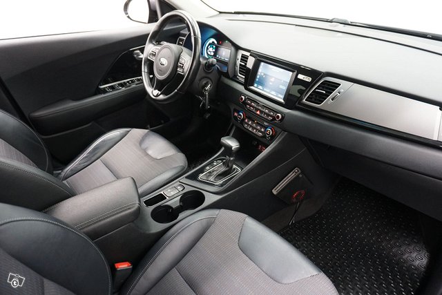Kia Niro 11