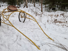 Ravikärryt, Satulat ja varusteet, Hevoset ja hevosurheilu, Sotkamo, Tori.fi Ravikärryt, Satulat ja varusteet, Hevoset ja hevosurheilu, Sotkamo, Tori.fi