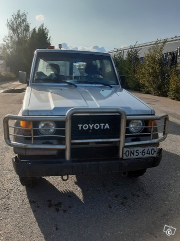 Toyota Land Cruiser, kuva 1