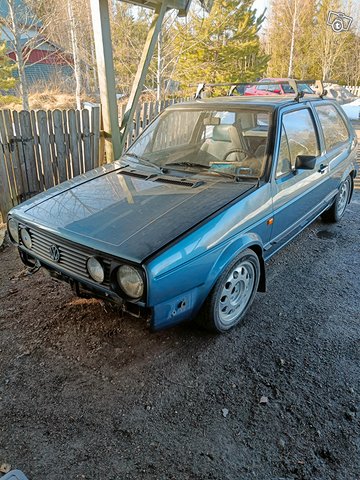 Volkswagen Golf 1